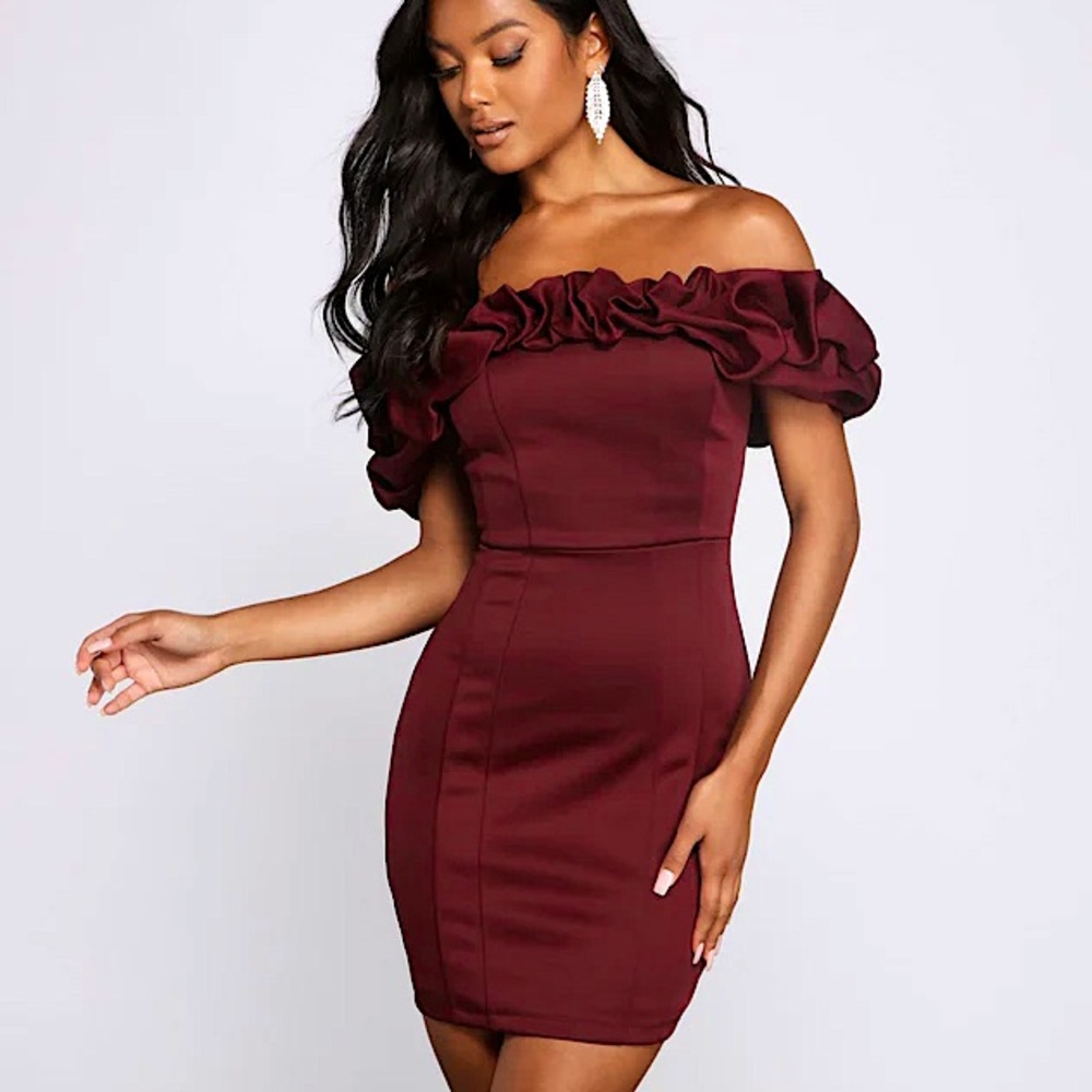 🩷BURGUNDY RED OFF THE SHOULDER RUFFLE MINI BODYCON DRESS WINDSOR SIZE SMALL